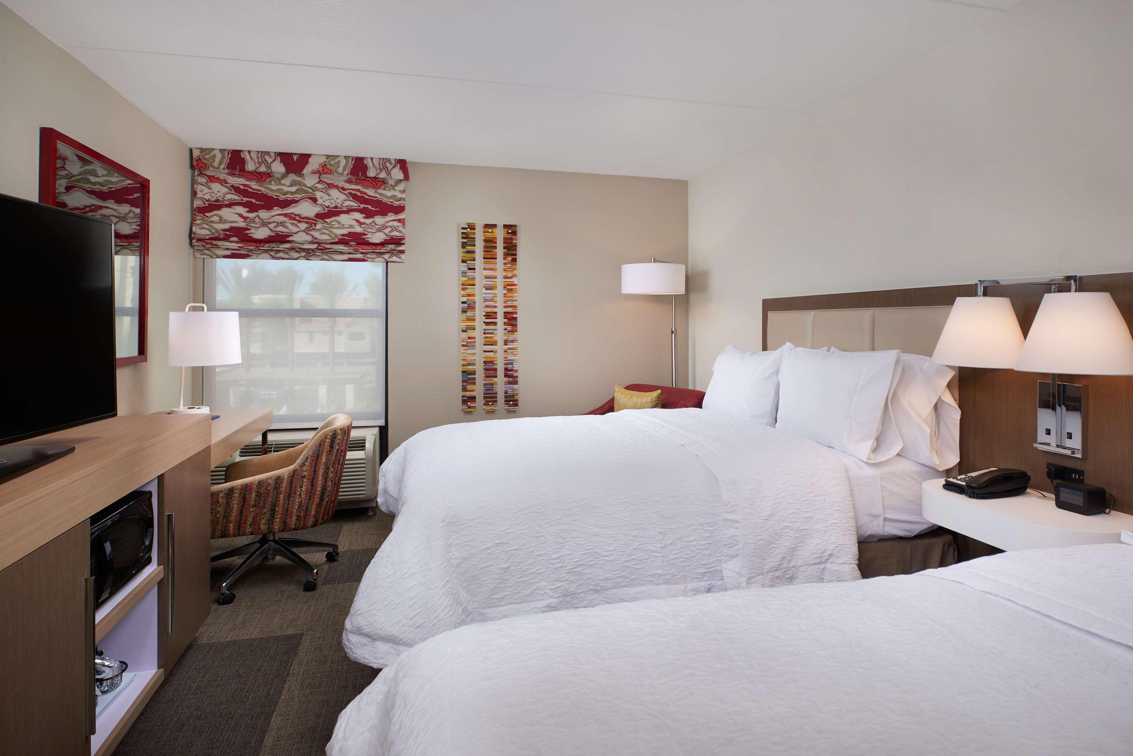 Hampton Inn & Suites Scottsdale On Shea Blvd Εξωτερικό φωτογραφία