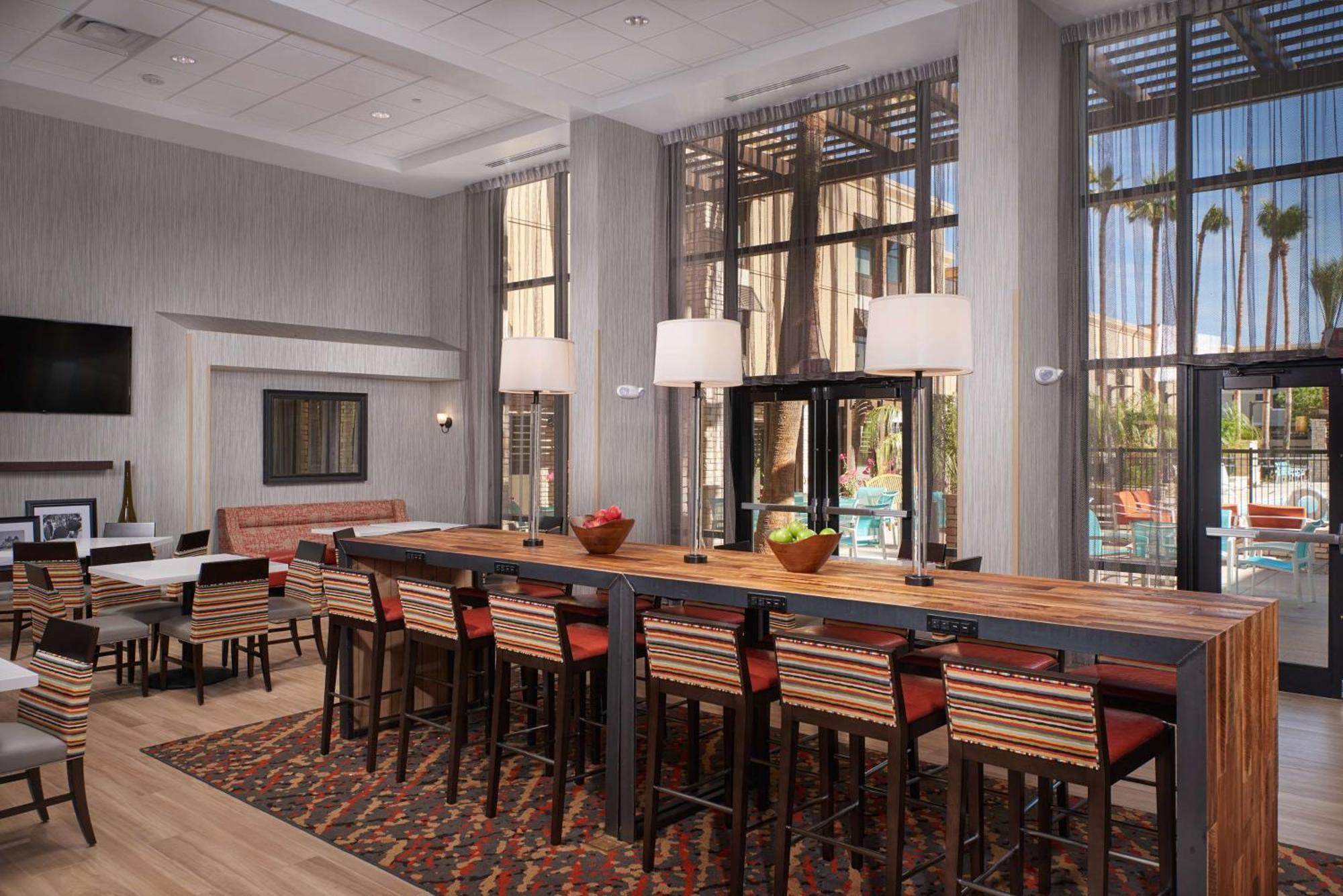 Hampton Inn & Suites Scottsdale On Shea Blvd Εξωτερικό φωτογραφία