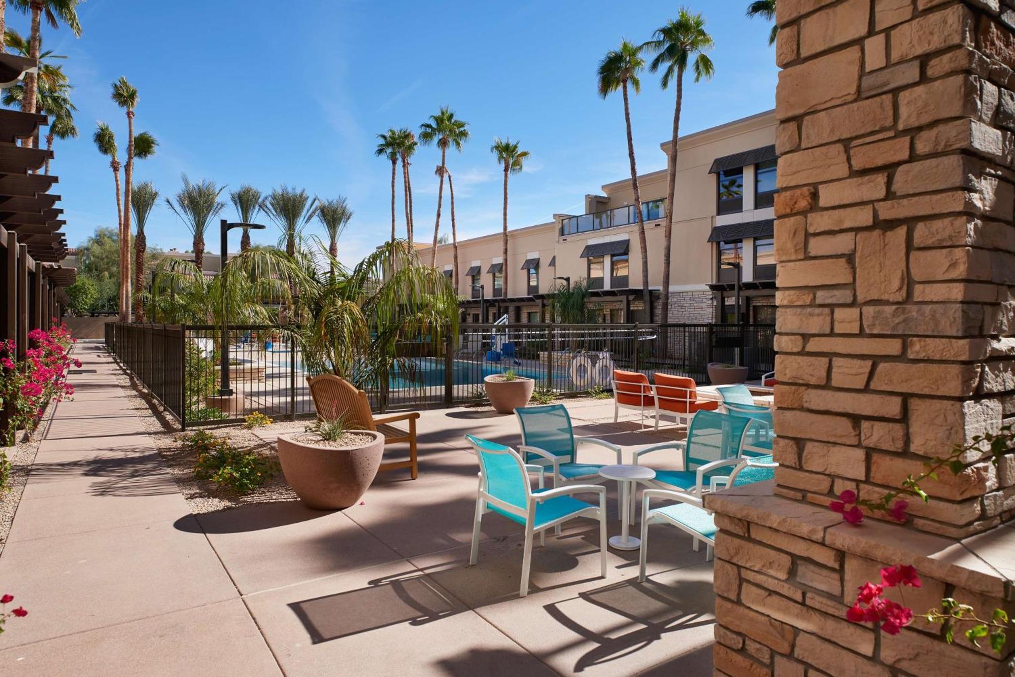 Hampton Inn & Suites Scottsdale On Shea Blvd Εξωτερικό φωτογραφία